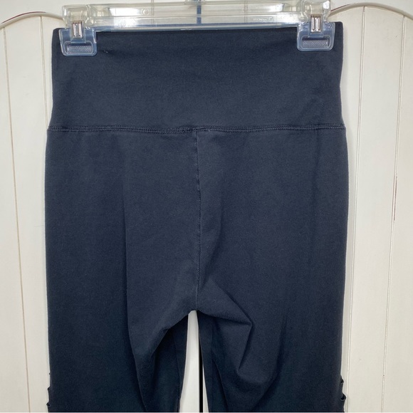 Aerie Black Leggings with Side Cutouts Medium - Picture 6 of 7